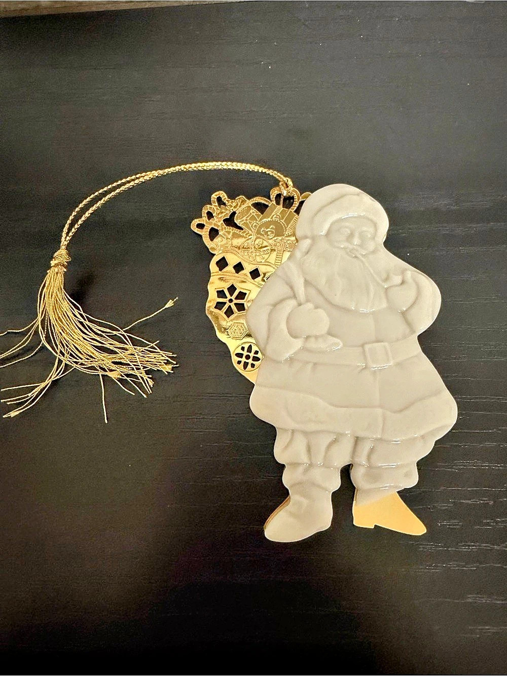 Lenox 1997 Lenox Santa Ornament 1997 Gold & White